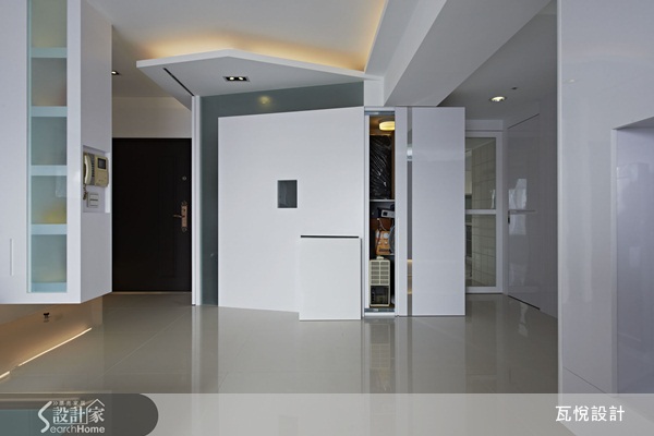 不一定要花俏繁複的裝飾,簡單的幾何造型與線條創意就