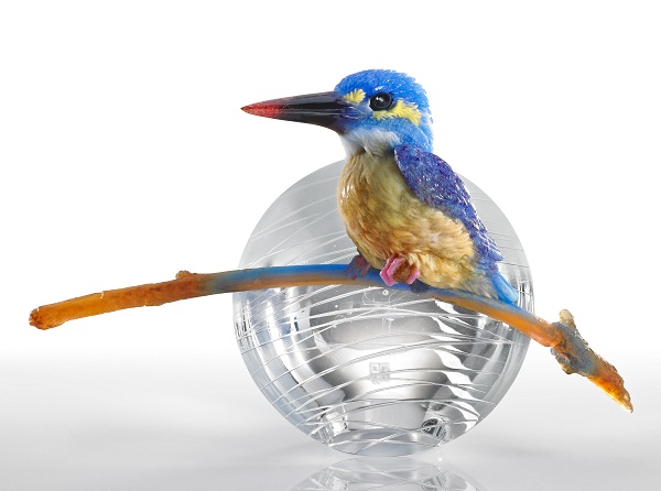 琉璃工房以台灣原生動植物為主題，由楊惠姍帶領一群平