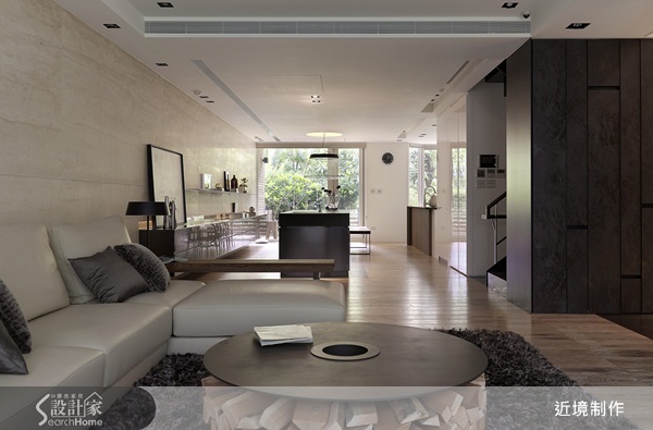 大坪數空間中，客廳最能展現空間的氣度， 但要如何讓