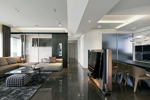 話說第一篇介紹了實木夾板、混搭木板、竹材、三孔清水