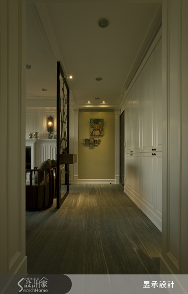 小編帶你看好宅:本案位於台北市,緊鄰河濱公園,有著