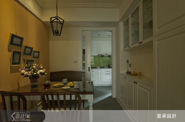 小編帶你看好宅:本案位於台北市,緊鄰河濱公園,有著