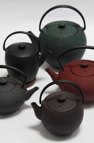 歐洲的鑄鐵鍋有名，來自日本的手工鑄鐵壺也很厲害呢！