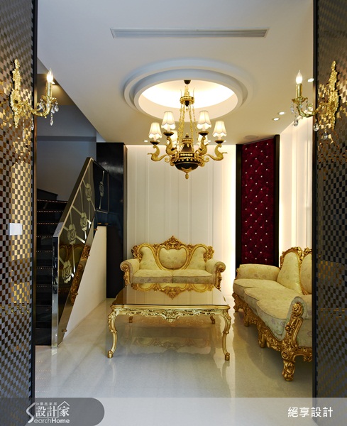 小編帶你看好宅: 一棟6層的透天厝，結合婚紗店的住家