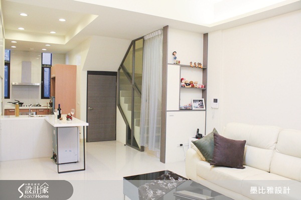 屋主一家目前的家庭成員相當簡單,由於結婚後夫妻倆打