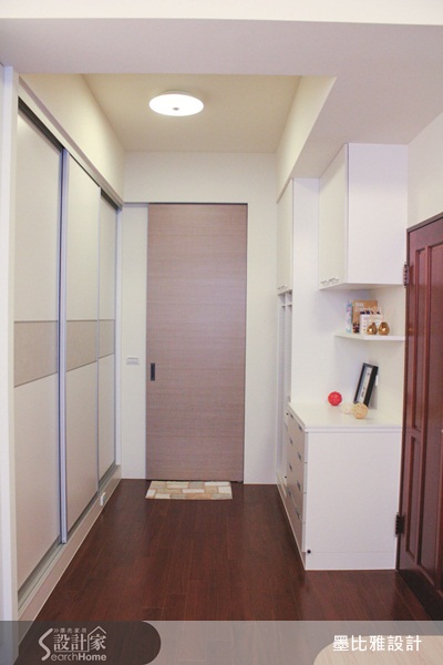 屋主一家目前的家庭成員相當簡單，由於結婚後夫妻倆打