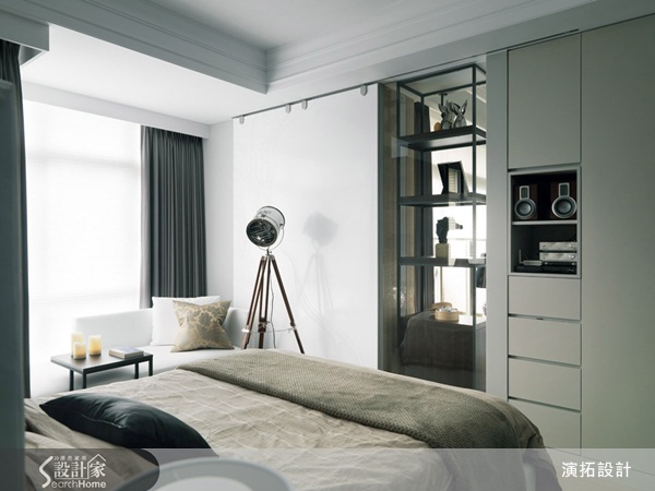 演拓設計保留原先格局,在材質運用上費心,同時也廣泛