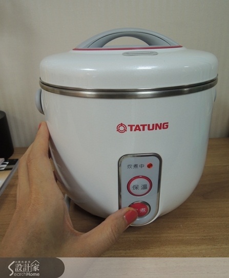 身為設計家網站的小編,我的第一篇開箱文就這樣獻給了