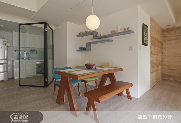 看到這麼透光又寬敞舒適的住家，心裡正默默想說到底是