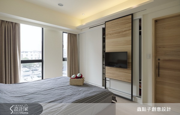 看到這麼透光又寬敞舒適的住家，心裡正默默想說到底是