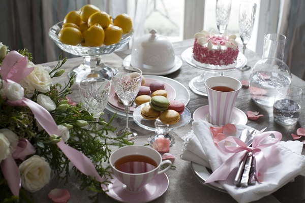 許多年輕朋友第一次接觸到寬庭，是因為一床嶄新的新婚