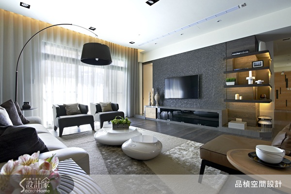 牆面設計在居家空間裝修中是一個很重要的元素，設計的