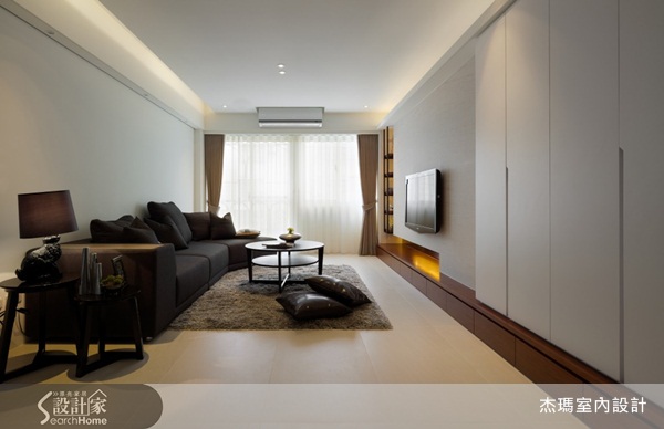 有人喜歡居家空間華麗繁複,但也有人喜歡盡量簡單而有