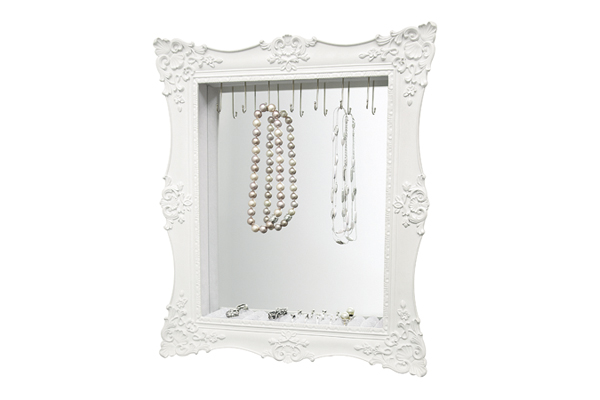 完美居家空間需要飾品來填補細節，找出具有協調性的裝