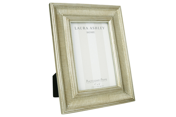 完美居家空間需要飾品來填補細節,找出具有協調性的裝