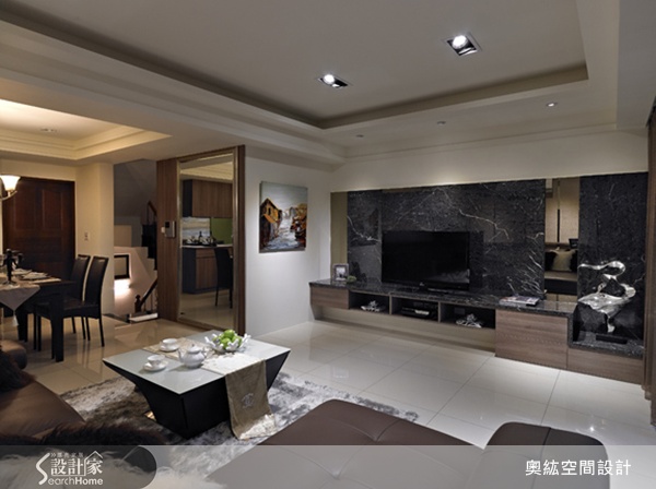 客廳是居家空間中最重要的場所之一,既是家人相處的地