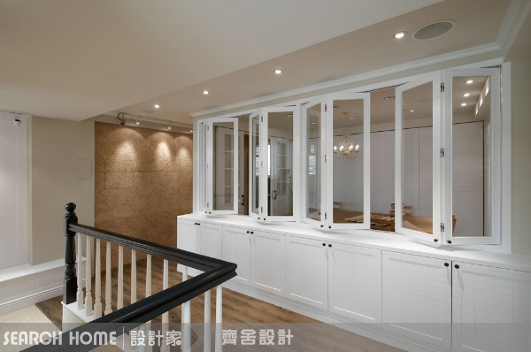 美式居家空間因為融合了鄉村風格的休閒與古典風格的莊