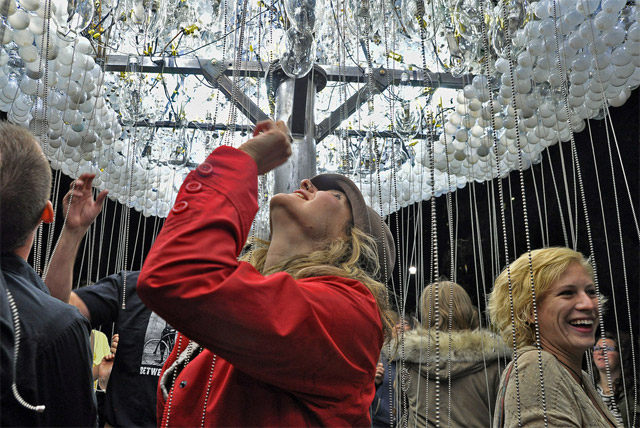 到酒吧喝點小酒，為的就是享受店家的氣氛與情調，在昏