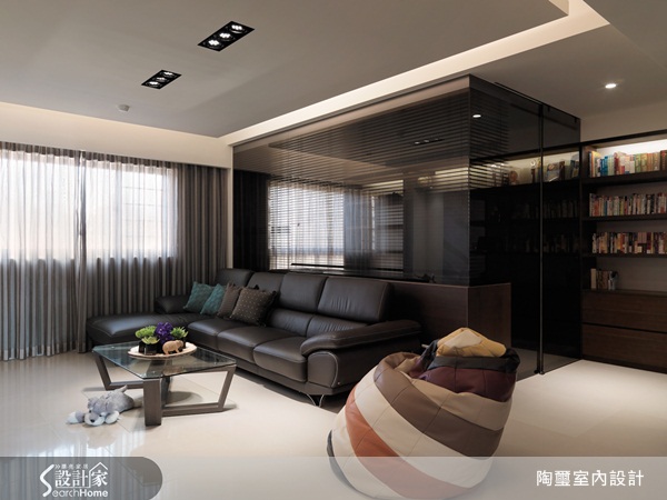 38坪的空間，原為4房2廳格局，為了拓寬機能、拉大視覺