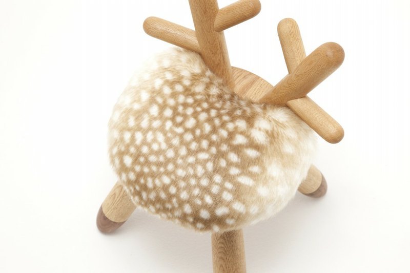 你家裡怎麼有斑比?還可以坐?讓小編看到很驚呼的小路