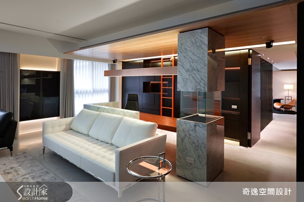 喜愛時尚、熱愛跑車的屋主買下這間位於台北市南港的房