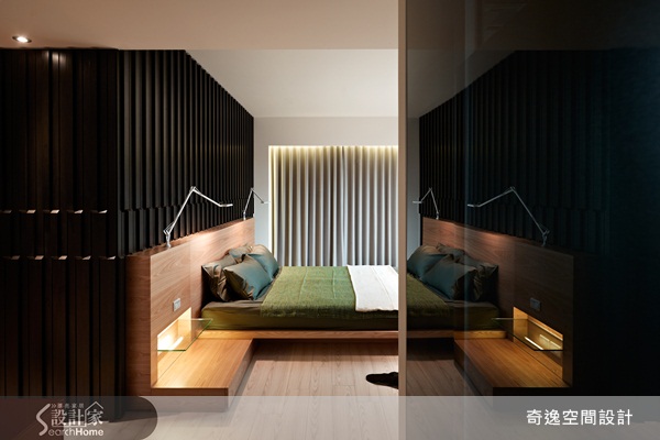 喜愛時尚、熱愛跑車的屋主買下這間位於台北市南港的房