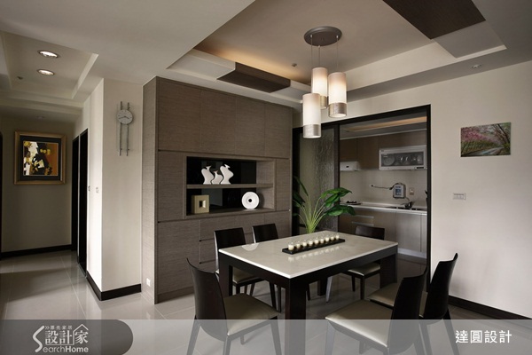 原本標準三房兩廳的新成屋，若依照原本隔間設計，不僅