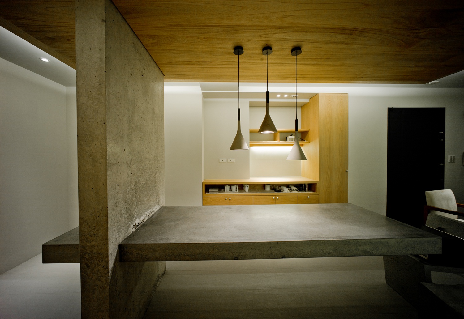 說到水泥,一般的印象都是建築物外觀的材料,但你能想