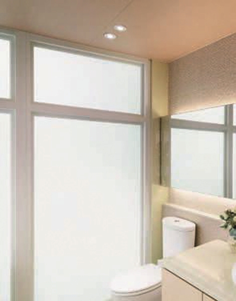 鋁窗工程會需要使用到泥作，因此通常會安排在與泥作工