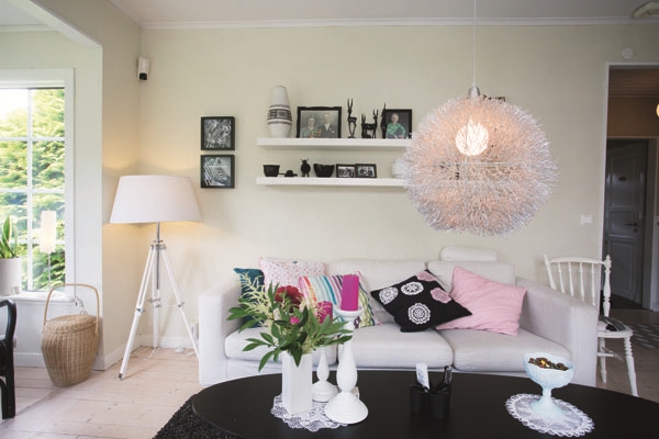 北歐鄉村風格崇尚自然，相當喜歡加入自然元素，無論窗