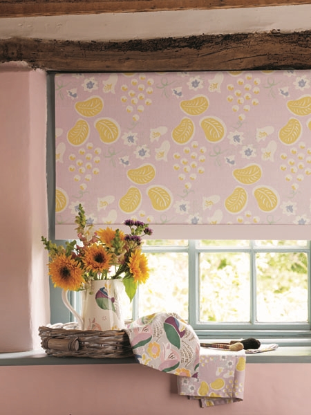 英式鄉村風有沿襲西部粗獷荒漠下的開闊鄉村風格調性，