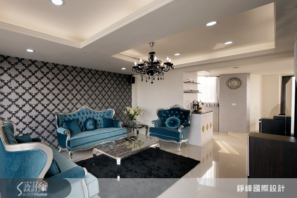 光線對於居住者和空間都有不可忽視的影響,過去傳統照