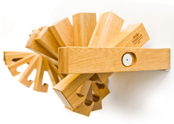 單一功能的設計有單純的美感,多工處理的設計則可以為