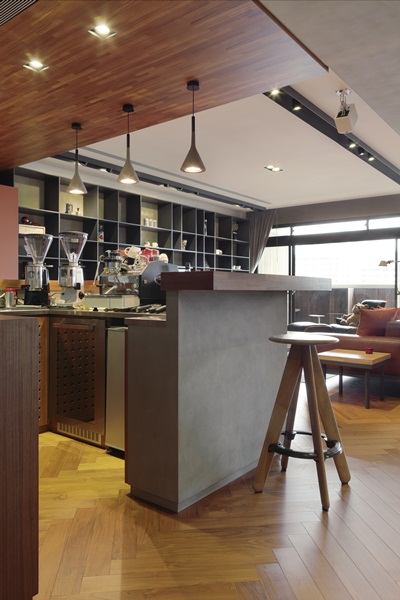 想要一早醒來就能聞到濃濃咖啡香,有小吧台可以料理美