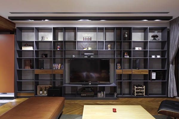 想要一早醒來就能聞到濃濃咖啡香,有小吧台可以料理美