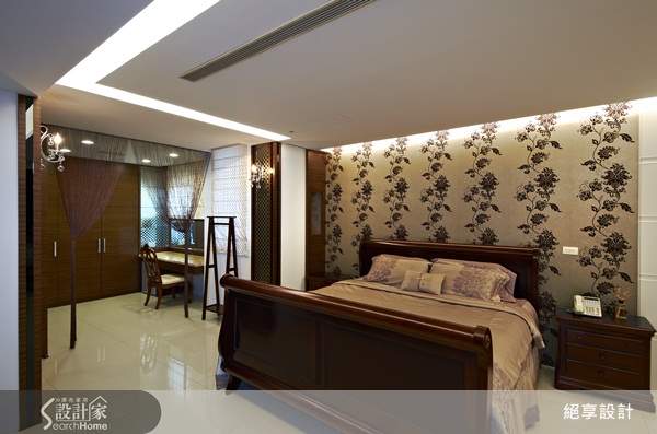 臥房是人們開啟與結束一天生活的重要轉換空間，因此臥