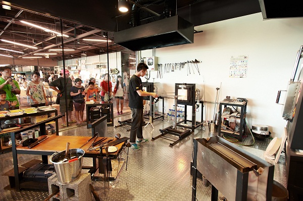 今天的天空有些陰霾，但小編的心情卻是萬里無雲，實在