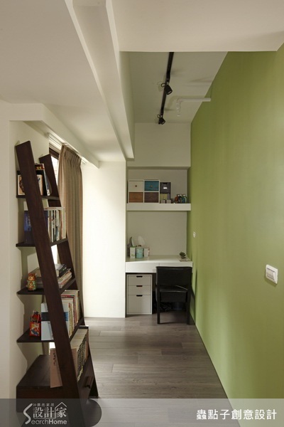 由於目前家庭成員只有二名，不需要過多的空間設計，在