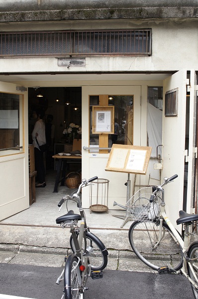 旅行手札對我來說,是一本又一本厚重的紮實人生回憶。