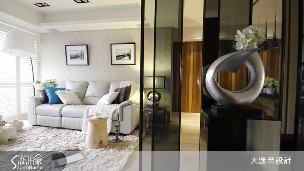 屋主買下這間位於新莊的房子，除了看中新莊未來發展的