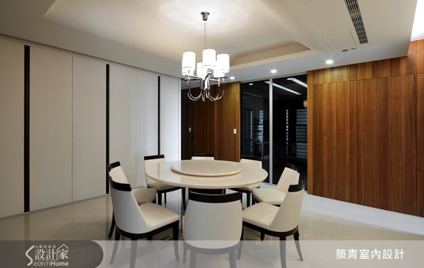 超過30坪以上的居家空間，空間設計的重點應擺在─整體