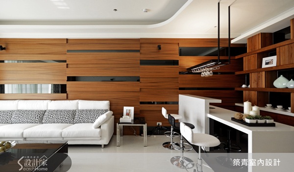 超過30坪以上的居家空間，空間設計的重點應擺在─整體