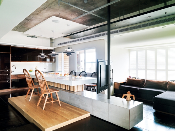 發源於20世紀40年代美國紐約，主要是因為當時藝術家付