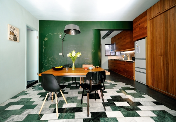 發源於20世紀40年代美國紐約，主要是因為當時藝術家付