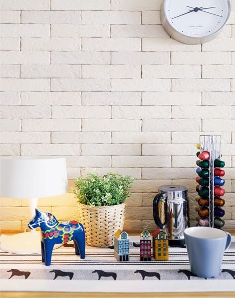 北歐居家設計多半簡潔俐落，天花板多採用裸露或是平頂