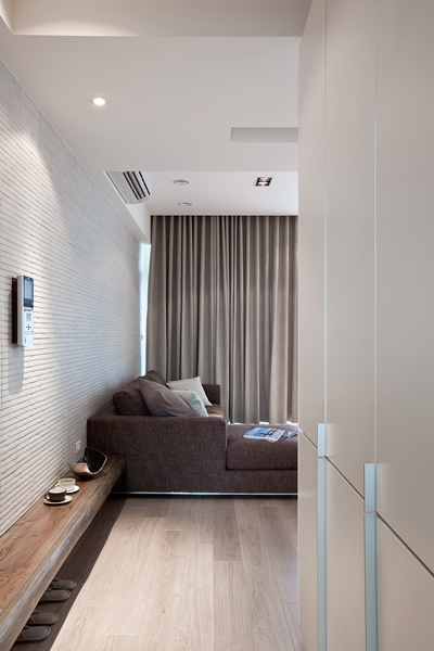 北歐居家設計多半簡潔俐落，天花板多採用裸露或是平頂