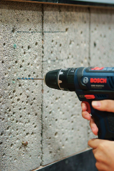 由於修繕DIY愈來愈流行，女性購買電鑽的比例跟著增加