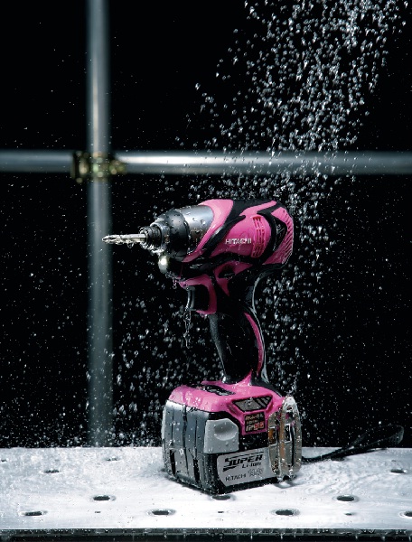 由於修繕DIY愈來愈流行，女性購買電鑽的比例跟著增加