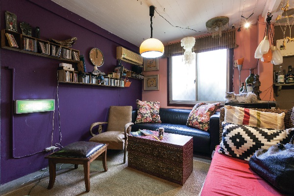 採訪這天，與司機花了一點時間找尋地址，好不容易到了