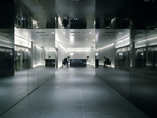 沈志忠,一位出身於宜蘭的小孩,1998 年懷抱著設計夢